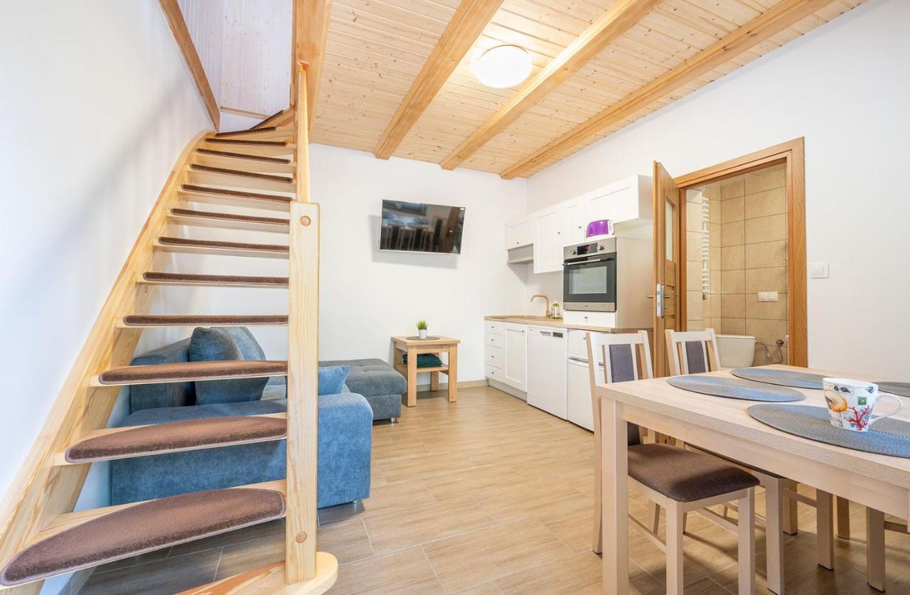 Apartamenty Stodola Jezierzany Exterior photo